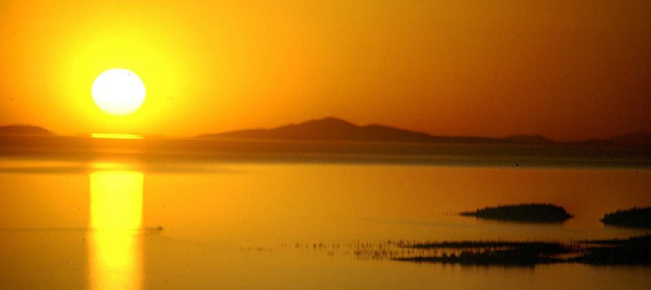 940-africa-karibasunset.jpg